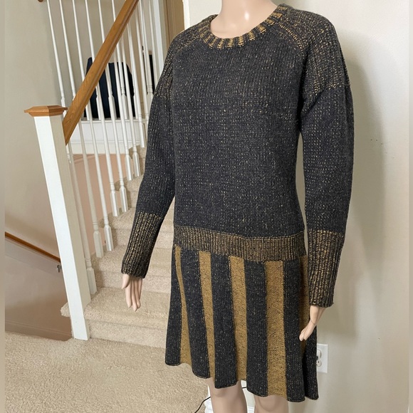 NWT Burberry Brit Sweater Dress, Size L - Picture 2 of 9